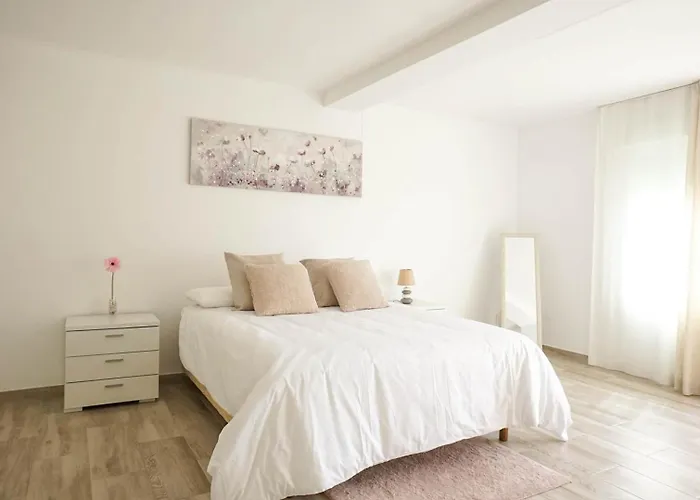 Spacious And Bright House Next To The Holiday home Marbella