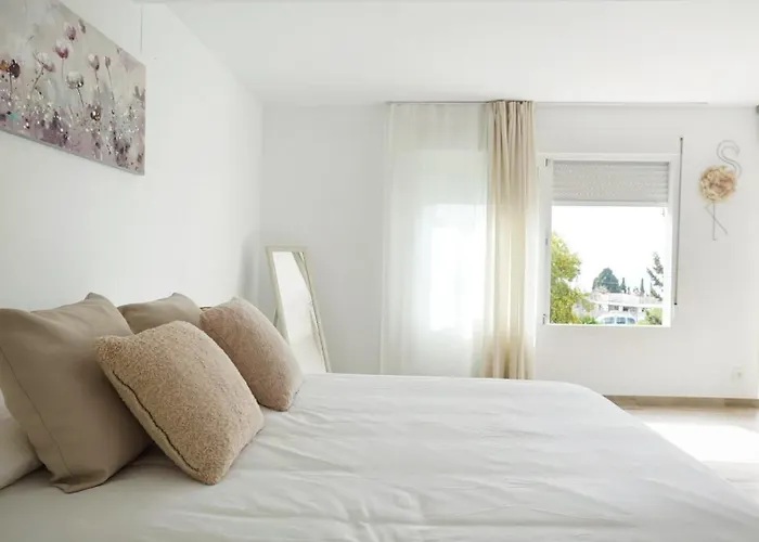 Spacious And Bright House Next To The * Marbella